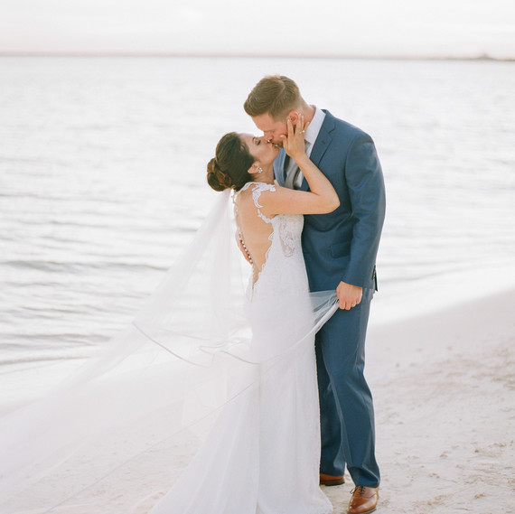 vicky james mexico wedding bride groom beach kiss vicky james mexico wedding bride groom beach kiss