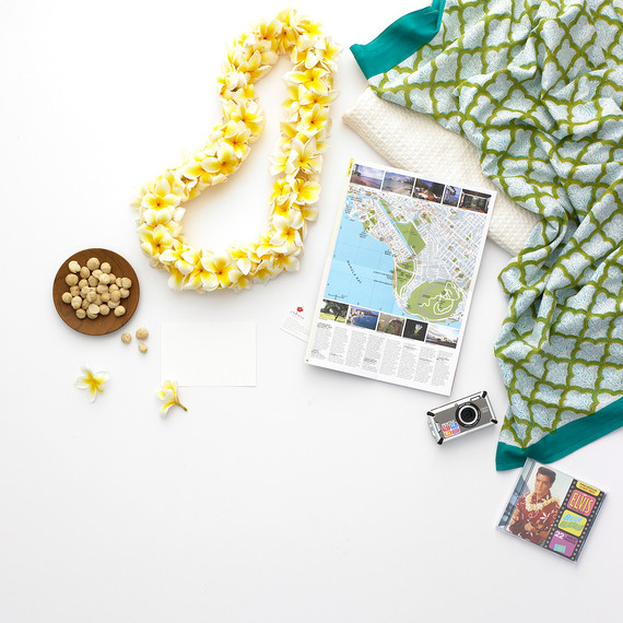 best-honeymoon-hawaii-vacation-supplies-0814.jpg