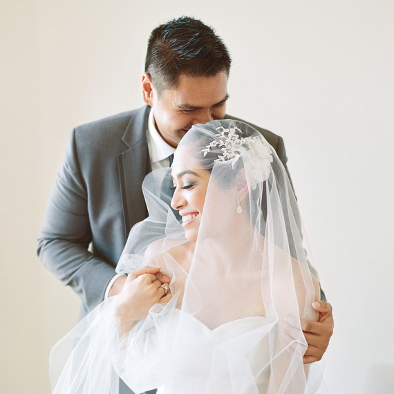 bride-groom-elizabeth-messina-001-mwds110806.jpg