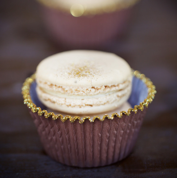 Macarons with glitter Macarons with glitter