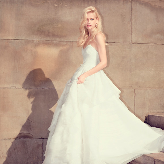moda-operandi-j-mendel-bea-wedding-dress-0515.jpg