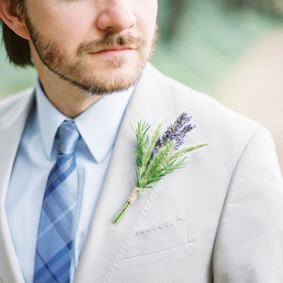 Who Gets Personal Flowers At A Wedding Martha Stewart Weddings