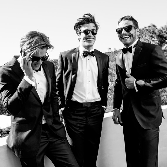 online-rental-wear-companies-the-black-tux-0415.jpg