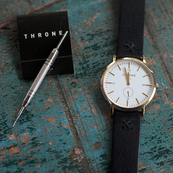preserve-valentines-day-gifts-throne-watch-0215.jpg