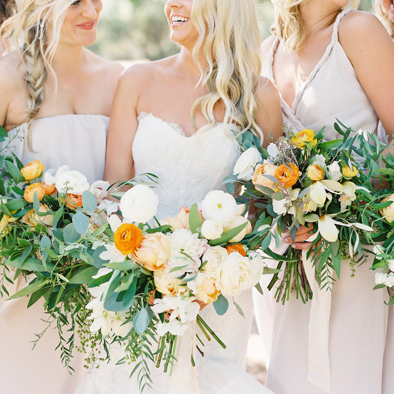 bride and bridesmaids bouquets bride and bridesmaids bouquets