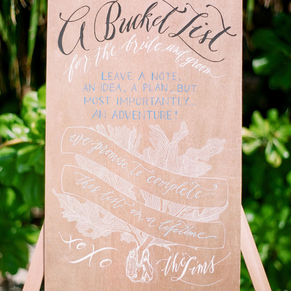 peony-richard-wedding-maldives-sign-1809-s112383.jpg