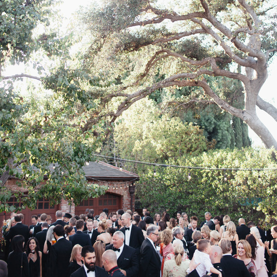 Planning A Wedding In Your Parents Backyard Here S What You Need