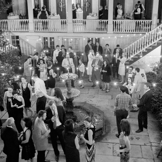 jessica-graham-wedding-courtyard-0099-s112171-0915.jpg