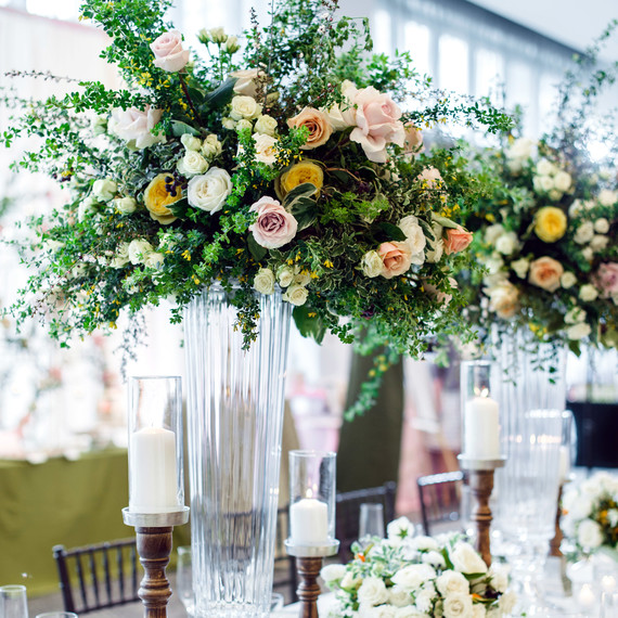 wedding party tablescape with flowers wedding party tablescape with flowers