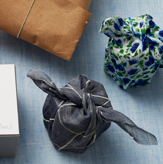 az-diy-packaging-125-d111933-fabric-wrapped-jam-0615.jpg