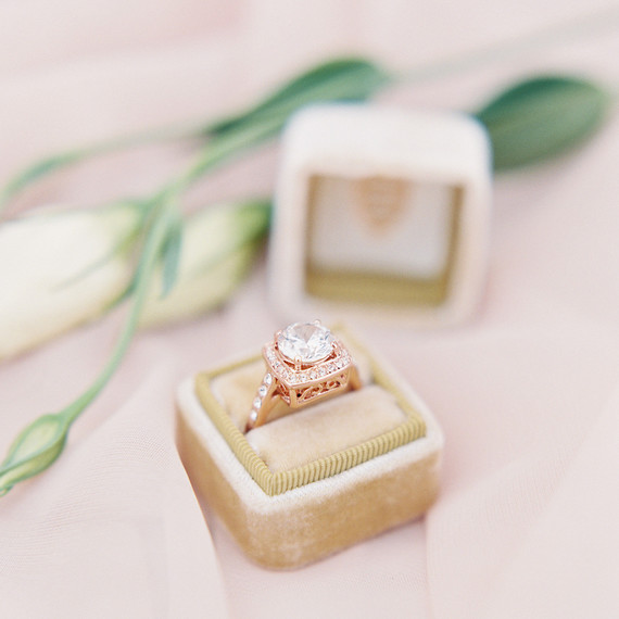 engagement rings round cut stone with square halo setting engagement rings round cut stone with square halo setting