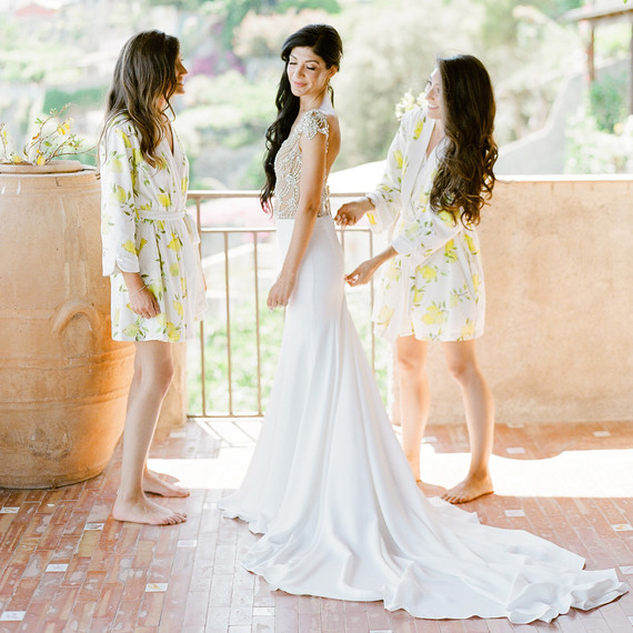 lisa greg italy wedding getting ready sisters lisa greg italy wedding getting ready sisters