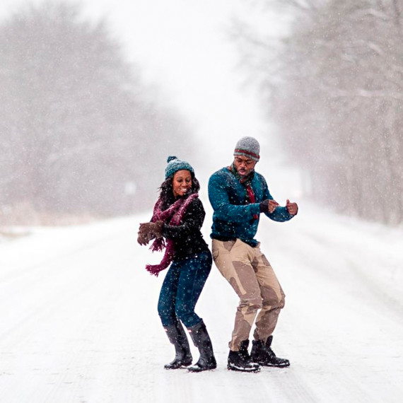 jonas-storm-engagement-photo-in-winter-storm-dance-0116.jpg