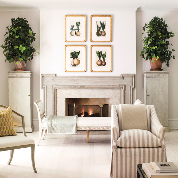 loi-thai-home-maryland-living-room-fireplace-05-d112070.jpg