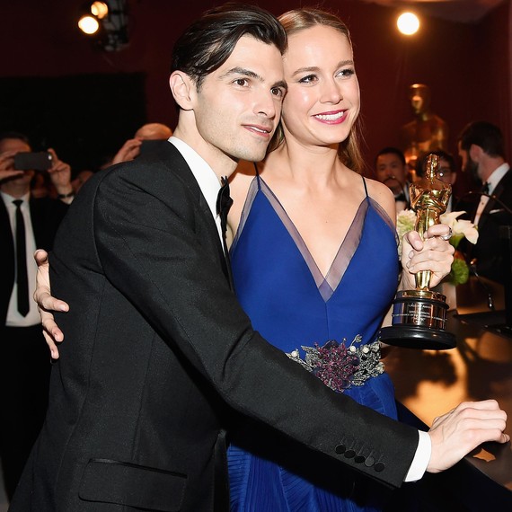celebrity-couple-brie-larson-alex-greenwald-engaged-0516.jpg