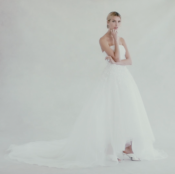 A sneak peek at Oscar de la Renta's Fall 2017 wedding dress collection