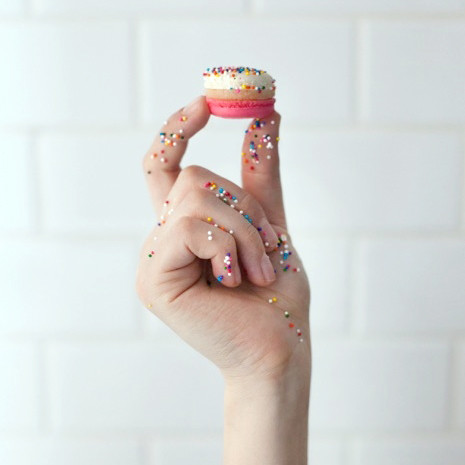 darcy-diary-baked-by-melissa-macaroon-sprinkles-on-hand-0216.jpg