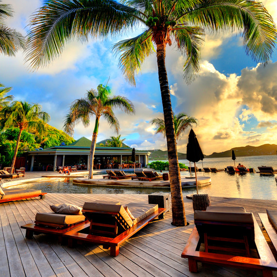 honeymoon-destinations-2015-st-barths-hotel-christopher-pool-0115.jpg