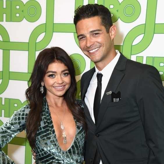 Sarah Hyland and Wells Adams at the 2019 HBO Golden Globes after party Sarah Hyland and Wells Adams at the 2019 HBO Golden Globes after party